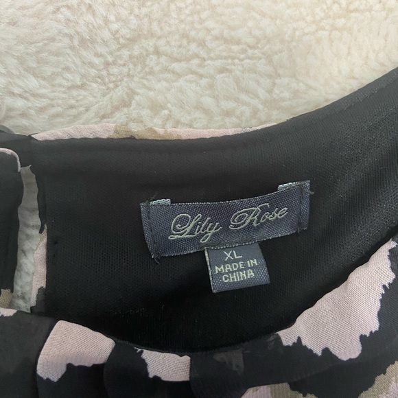 Patterned Dress 3/$20 - Picture 3 of 4